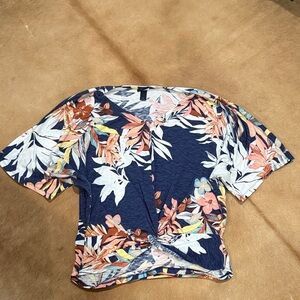 Daytrip Navy Floral Women's Blouse